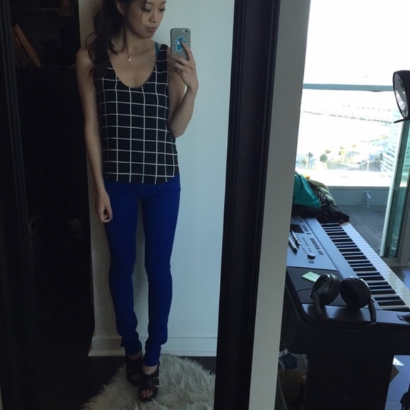 Loft window pane tank top in navy - Picture 2 of 2