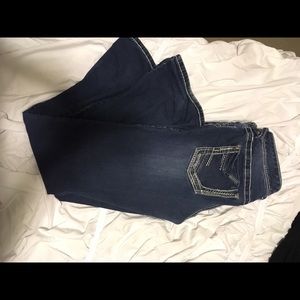 Maurice's Jeans! Stretchy Cute! Read Description!