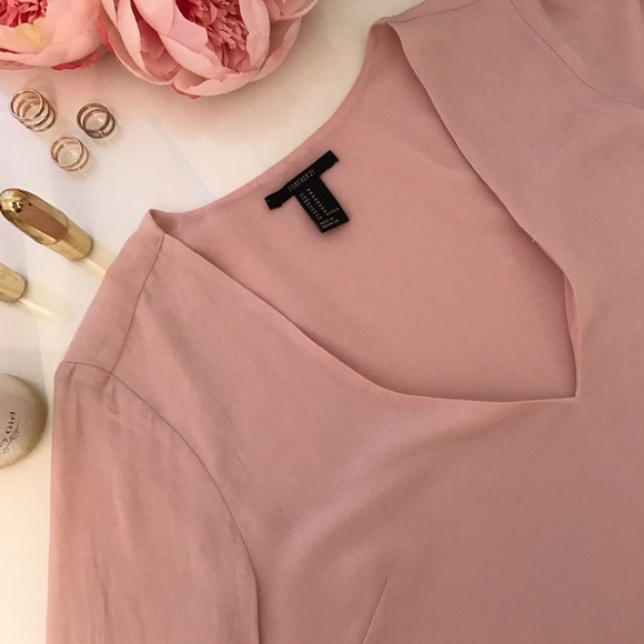 Tops - Blush blouse