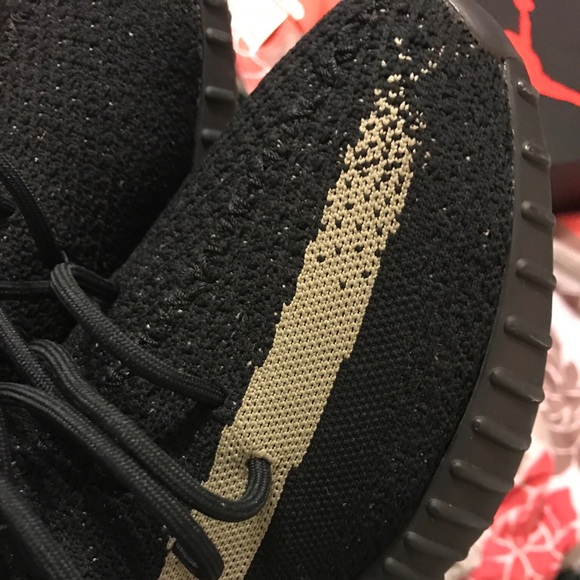 YEEZY BOOST 350 V2 Core Black/ Green main image 7