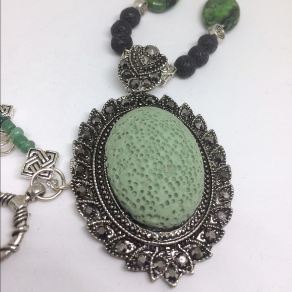 ✅SALE‼️MARCASITE &LAVA STONE ESSENTIAL OIL PENDANT - Picture 4 of 7