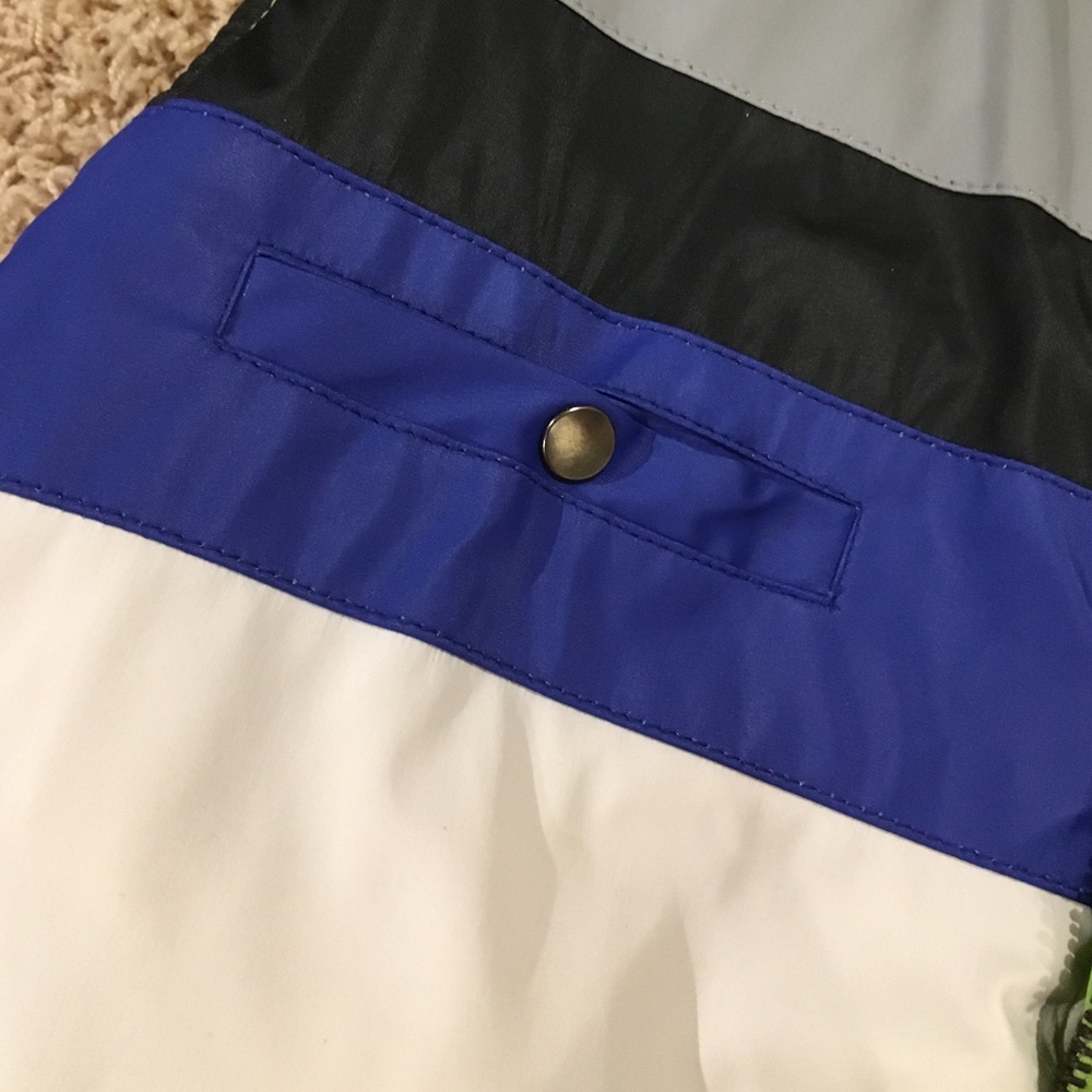 Reversible winter vest. - Picture 3 of 4