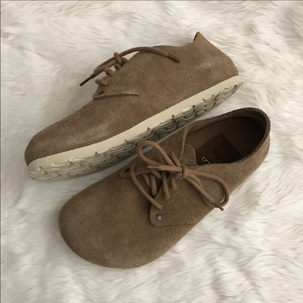 ISO- these birkenstocks in a women's 6!