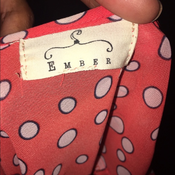 Small Ember Brand blouse - Picture 3 of 4