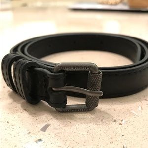 Burberry belt Brit authentic black skinny belt