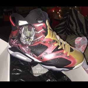 Costumize Jordan iron man 6s never worn size 9
