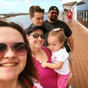 Meet your Posher, Whitney