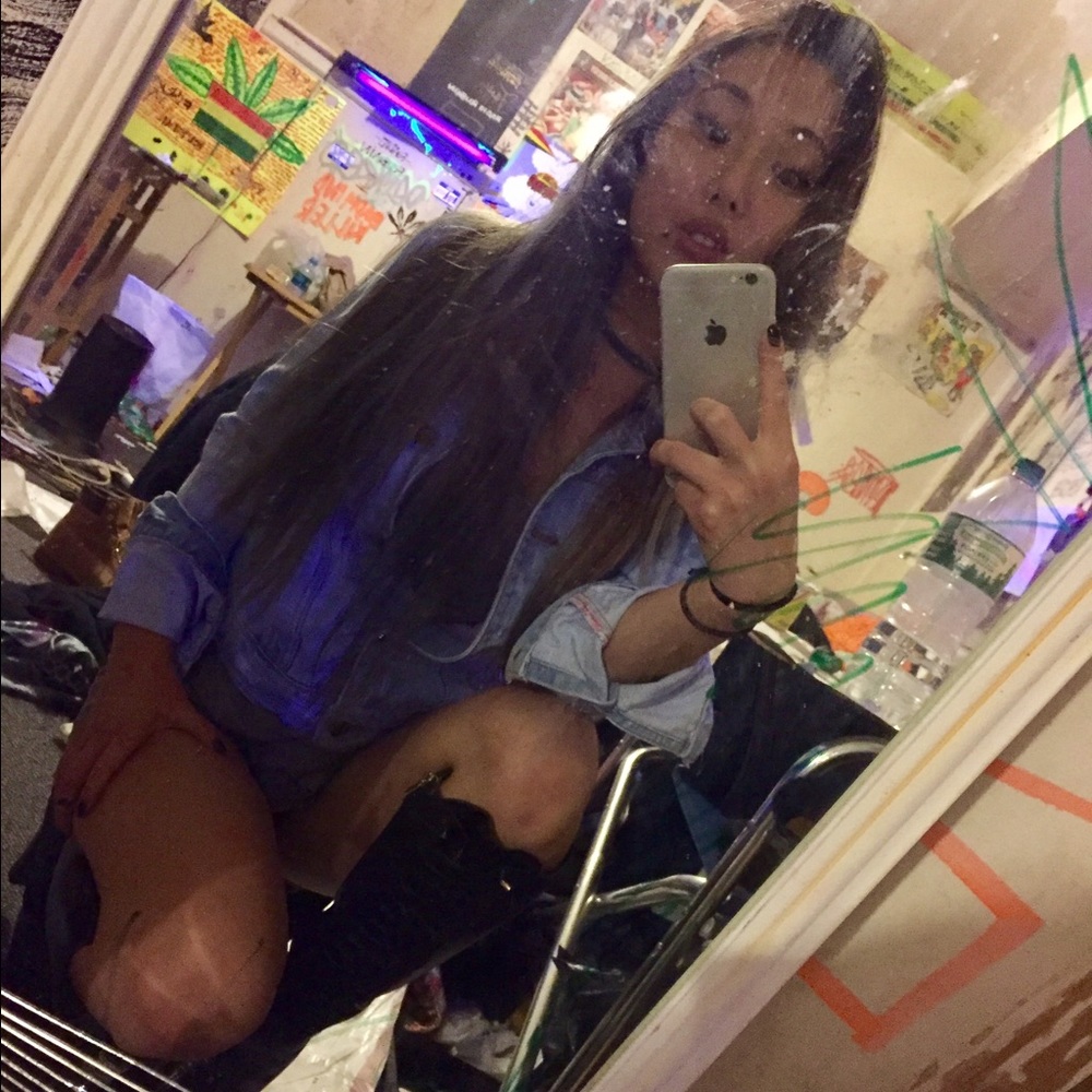 Meet your Posher, Elizabeth