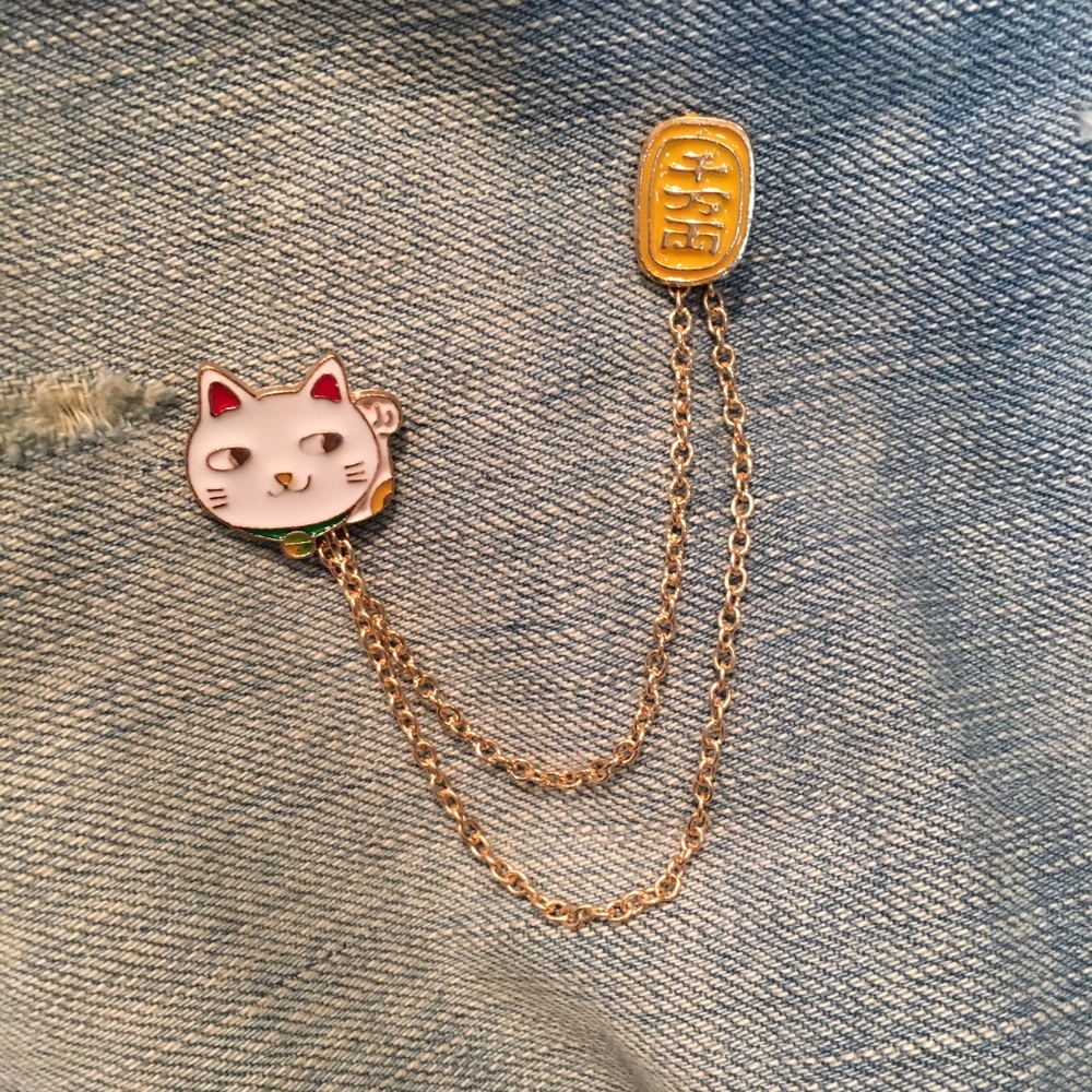 Lucky Cat Pin Set