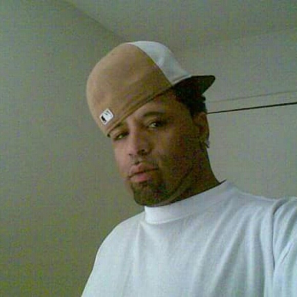 Meet your Posher, Damian - Picture 1 of 1