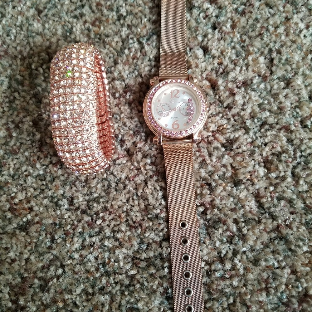 Rose gold Pink rhinestone Watch matching bracelet