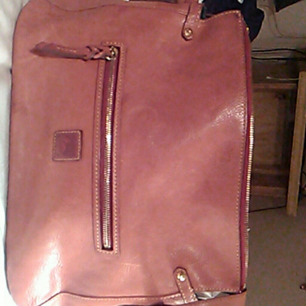 👜👜👜🍀🍀Flor..Dooney & Bourke Tan Saddle Leather