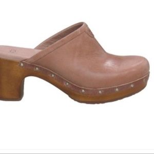 UGG Abbie Antique Blush Leather Clog 6