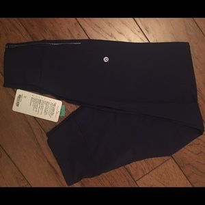 Lululemon Fresh Tracks Pants NWT!!
