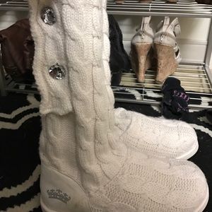 Juicy couture boots 💙 item of the day