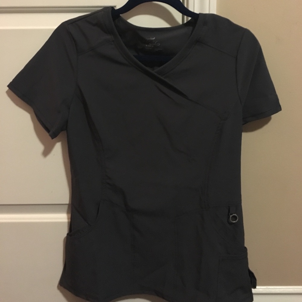 Cherokee Infinity Scrub Top
