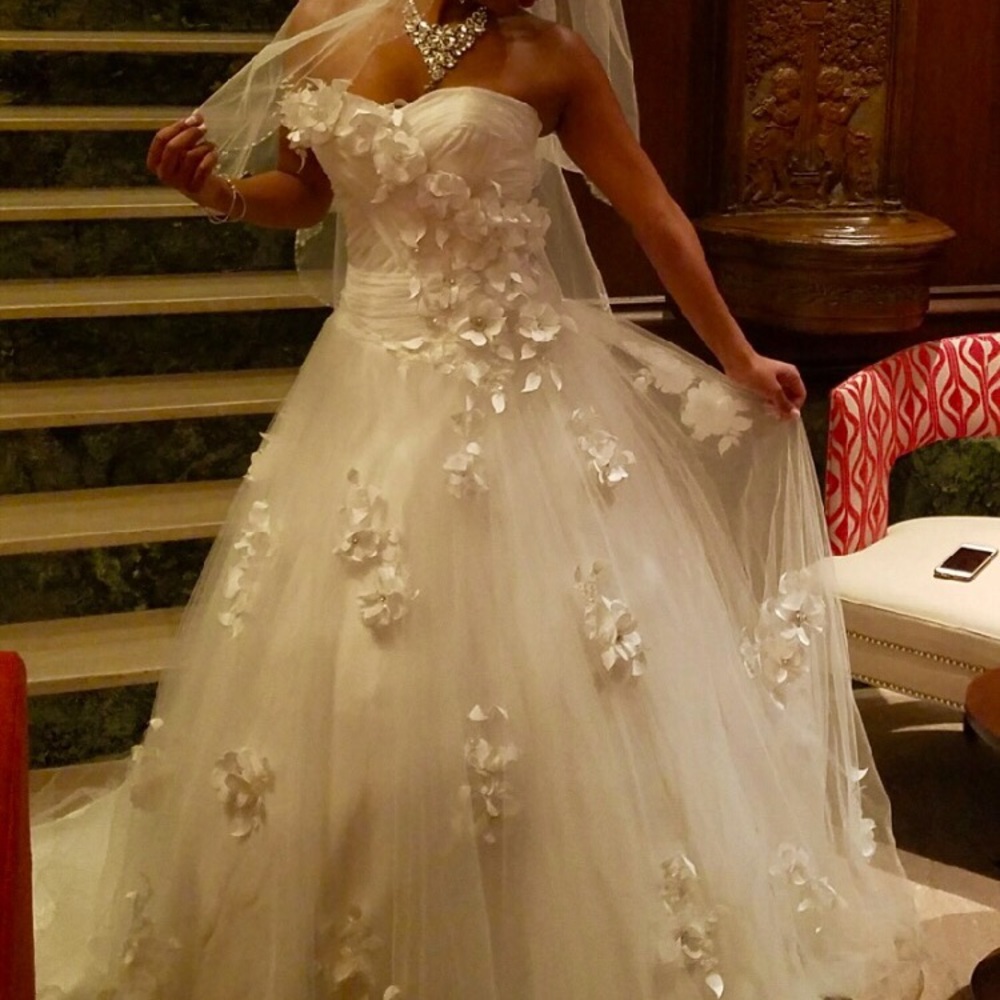 Wedding dress