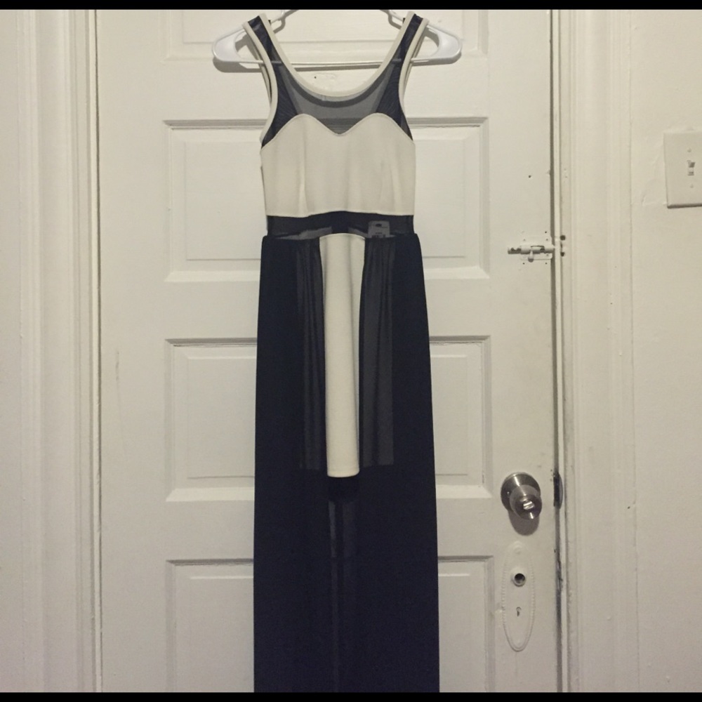 black and white formal bodycon dress with chiffon