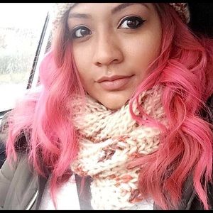 Meet your Posher, Steph