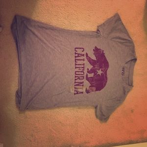 I don't wear this shirt and would like to sell it.