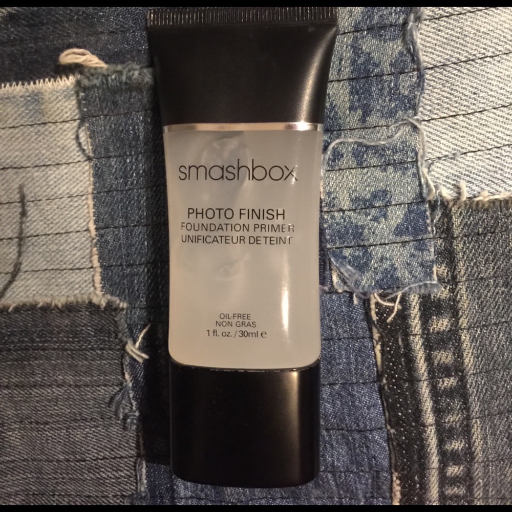 SOLD on Merc Smashbox Photo Finish Oil Free Primer