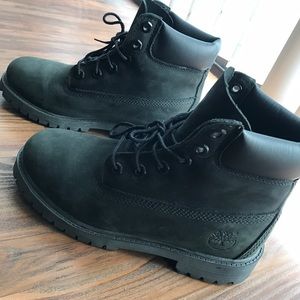 Black Timberlands