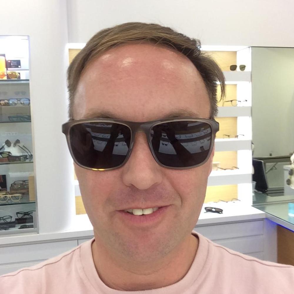 Meet your Posher, Nicholas