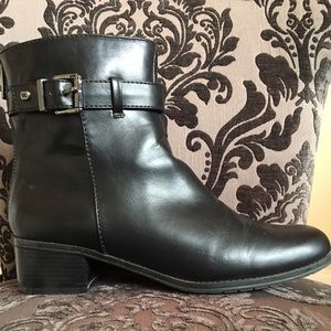 Bandolino Booties ankle boots