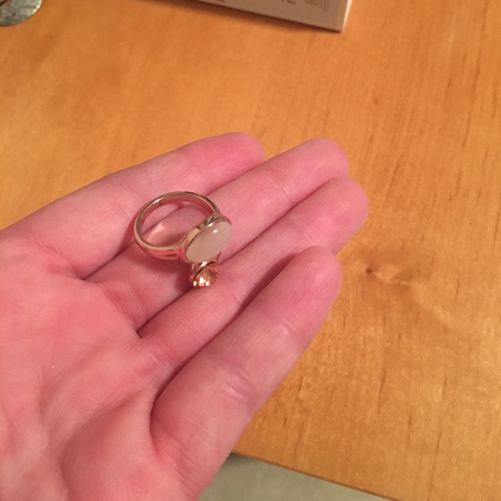 Ring - Picture 3 of 3