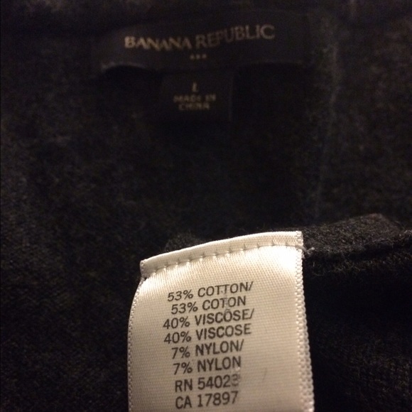 Classic grey Banana Republic sweater size Large - Picture 5 of 5