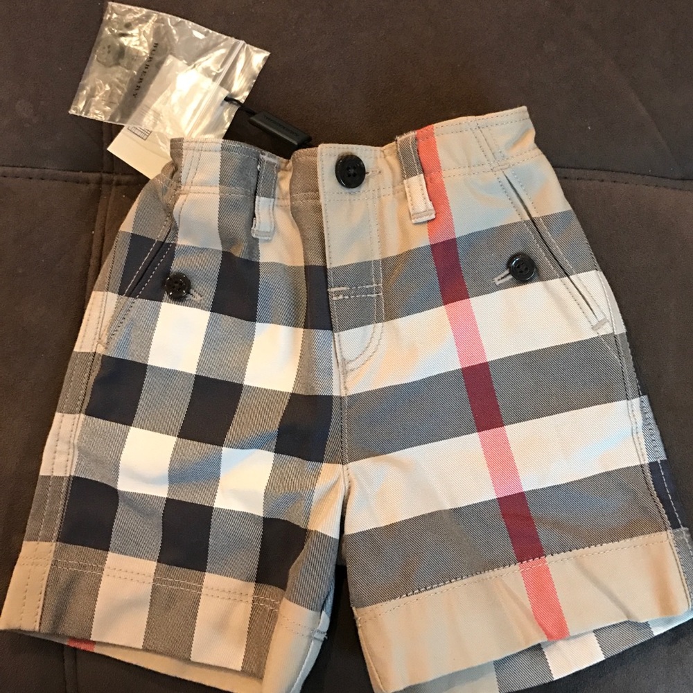 Burberry Shorts 6m