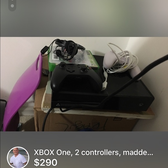XBOX ONE, 2 controllers, 3 games, and headset - Picture 2 of 5