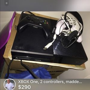 XBOX ONE, 2 controllers, 3 games, and headset