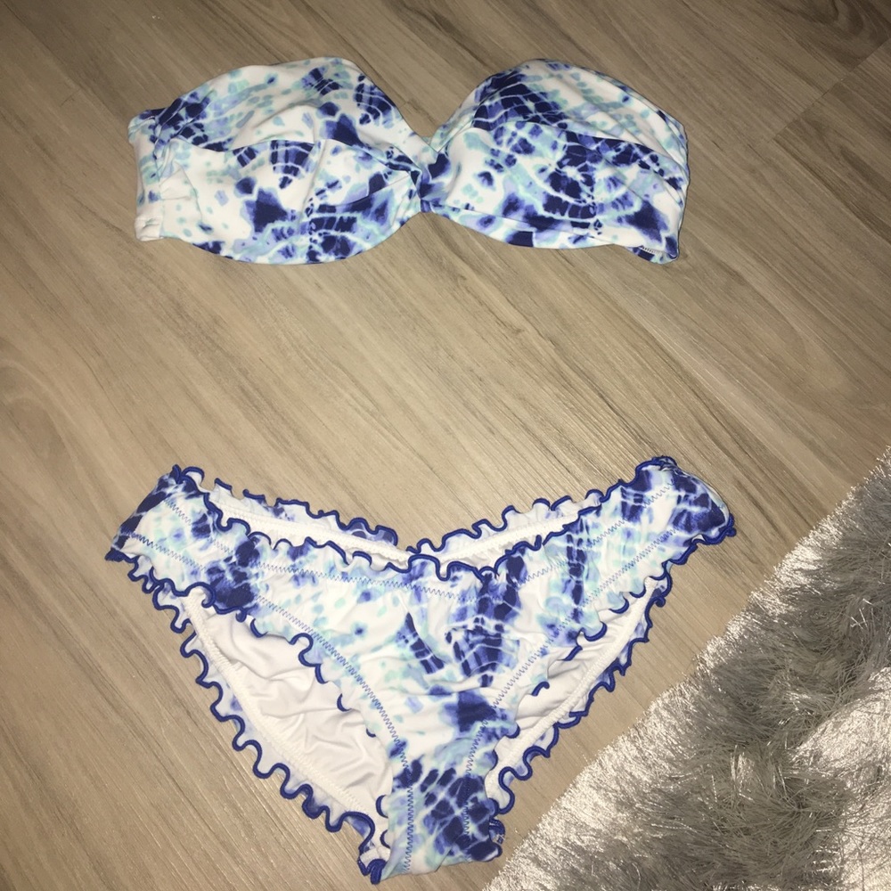 Tye dye bikini set with crunch bottom xs and 32DD