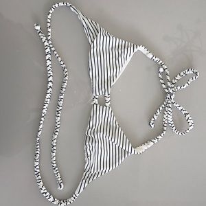 Frankie's bikinis tops size S