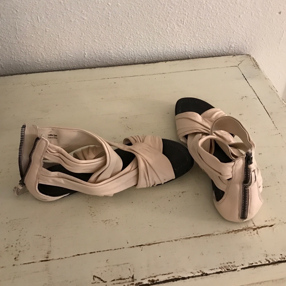 Joes jeans Leather gladiator sandals