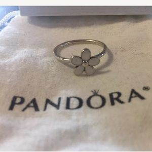 Pandora flower ring