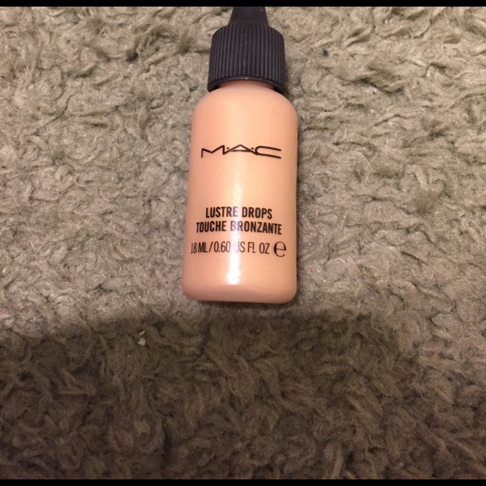 Mac cosmetics pink rebel lustre drops