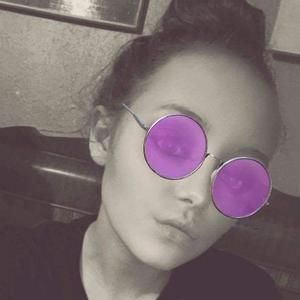 Meet your Posher, Karleigh