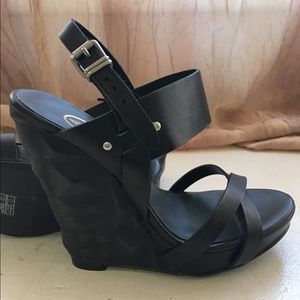 ASH wedge 👠 cool and comfy