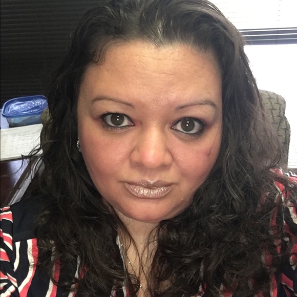 Meet your Posher, Luisa - Picture 1 of 1