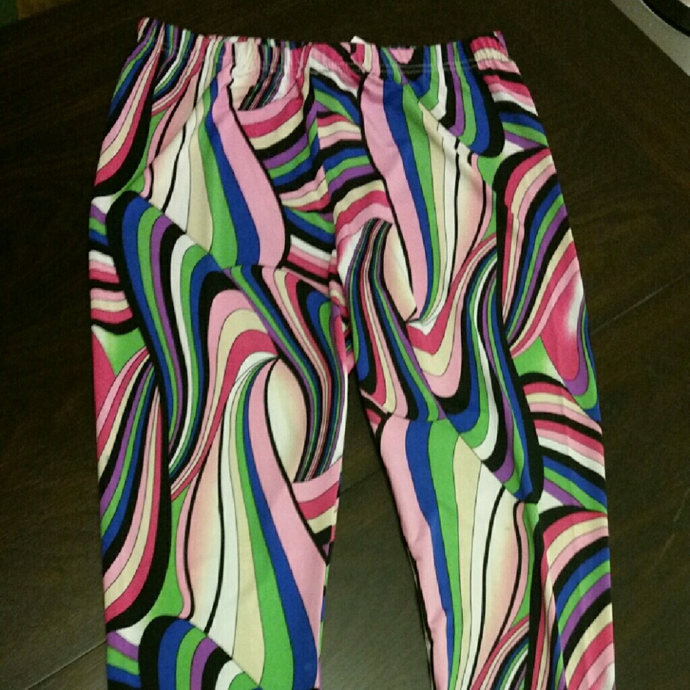 Adore brand leggings