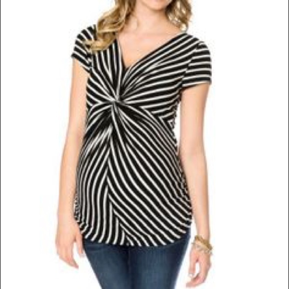 New MotherhoodMaternity Twist Top Large