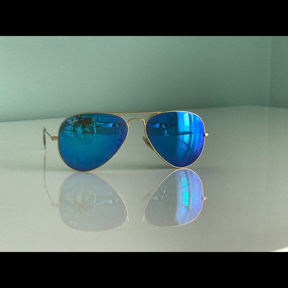 Ray Ban Aviators with flash lens