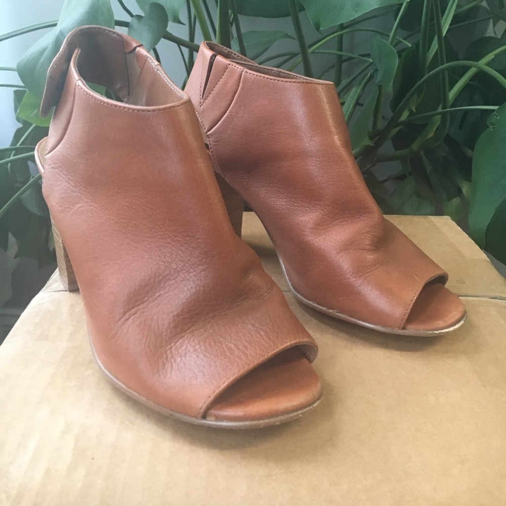 Tan, Chunky Heeled Peep-Toe Sandals