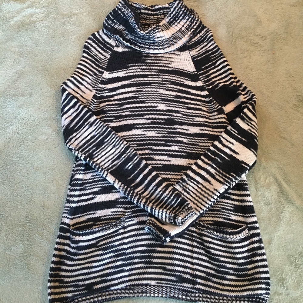 LUCKY brand sweater