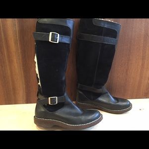 Sheirling lined ugg boots
