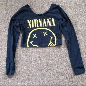 Long sleeve crop top