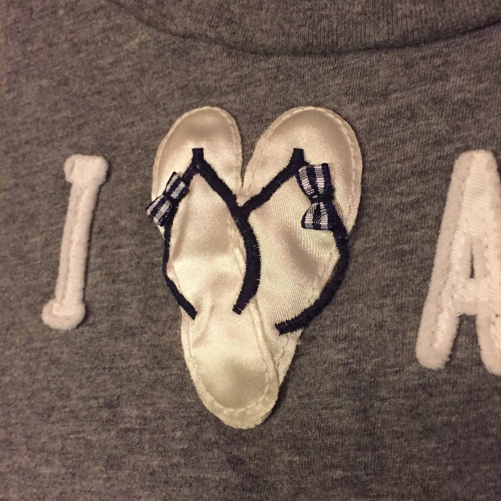 Abercrombie & Fitch medium tshirt - Picture 2 of 7