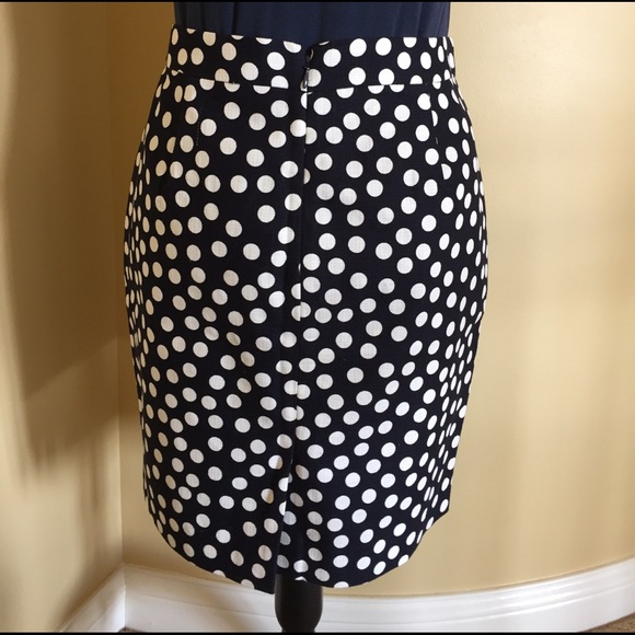 NWT J. Crew pencil skirt - Picture 5 of 6